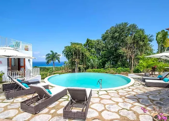 Villa Charming 4br Garden Pool & Separate *