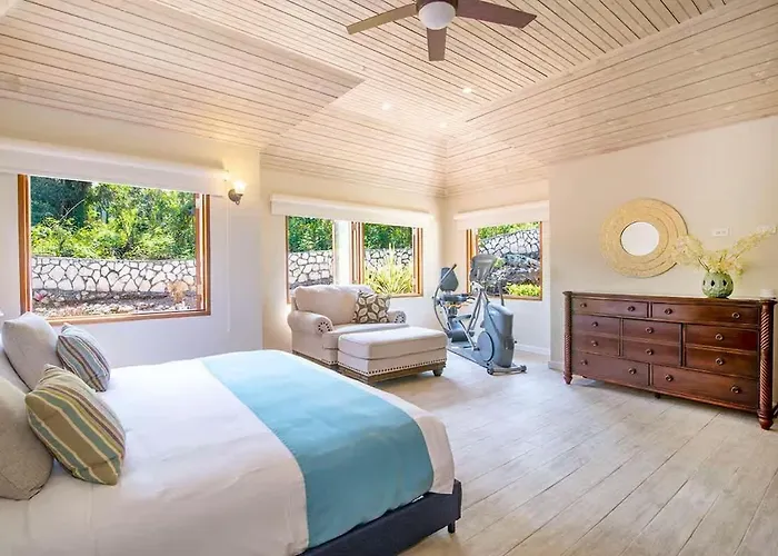 Villa Charming 4br Garden Pool & Separate