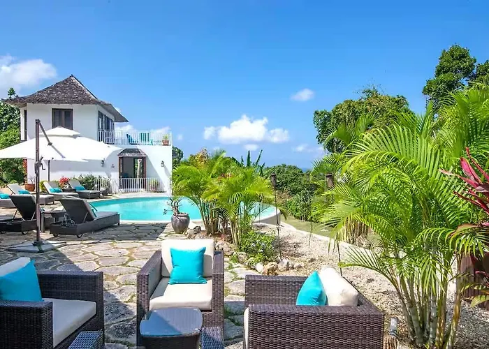 Charming 4br Garden Pool & Separate Montego Bay