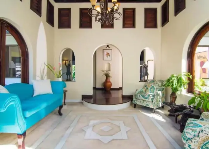 Villa Charming 4br Garden Pool & Separate